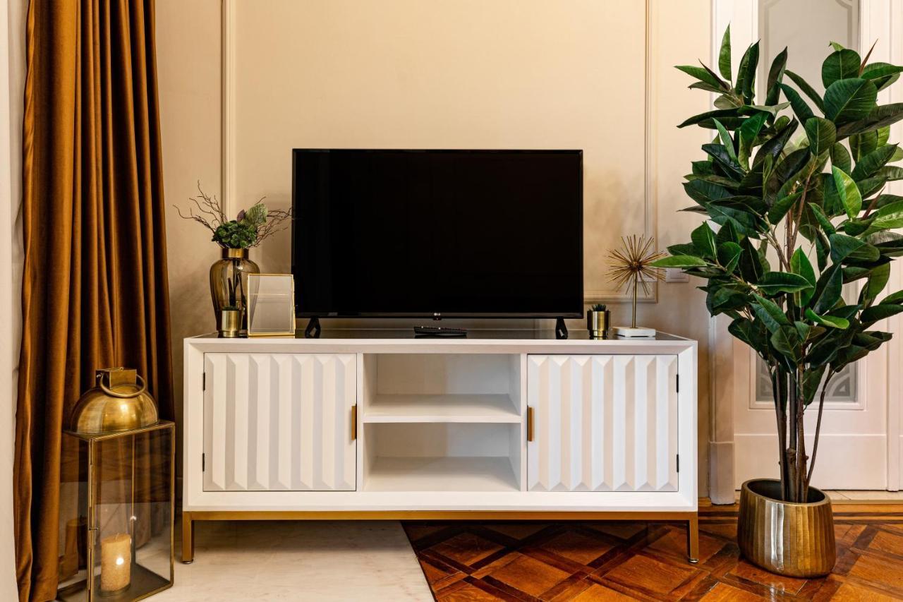 Apartament Qult - The Renaissance Affair Bukareszt Zewnętrze zdjęcie