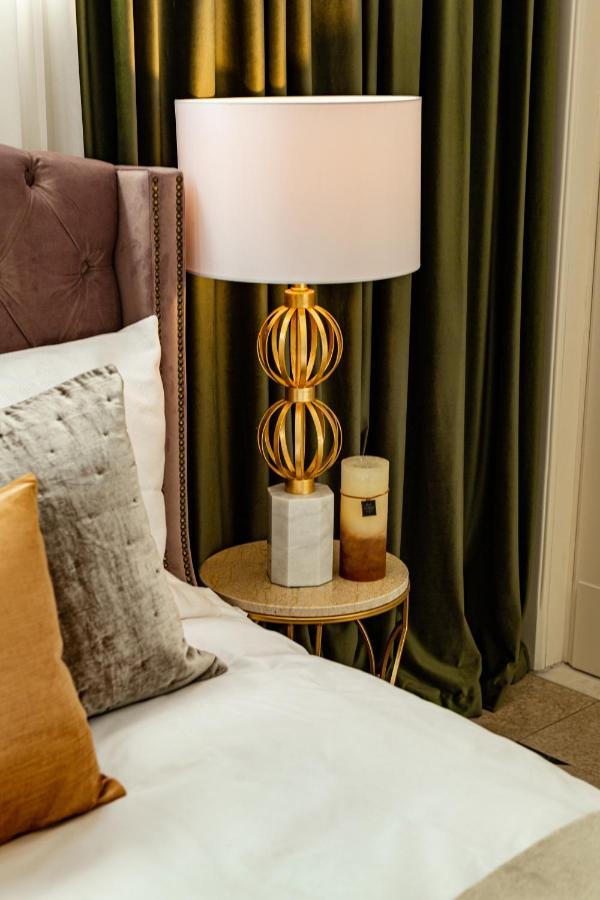 Apartament Qult - The Renaissance Affair Bukareszt Zewnętrze zdjęcie